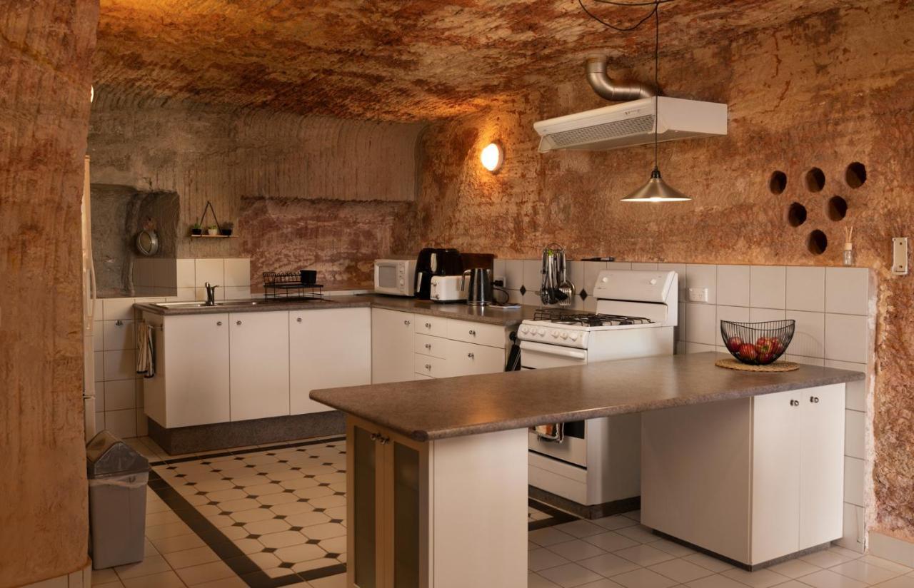 Ali'S Underground Home Кубър Педи Екстериор снимка